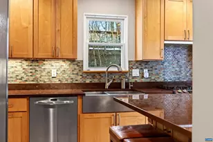 102 Slate Pl, Charlottesville, VA 22902 - Photo 11