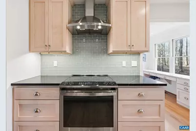 2404 Pine Garth Run, Charlottesville, VA 22901 - Photo 17