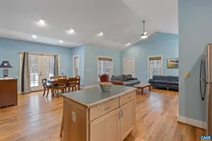 500 Rhue Hollow Rd, Roseland, VA 22967 - Photo 9