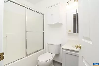 118 Hartford Ct, Charlottesville, VA 22902 - Photo 9