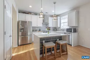 1048 SW 5th St, Charlottesville, VA 22902 - Photo 11