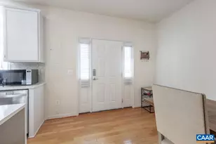 1048 SW 5th St, Charlottesville, VA 22902 - Photo 7