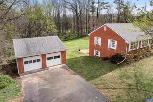 6459 Hillsboro Ln, Crozet, VA 22932 - Photo 3