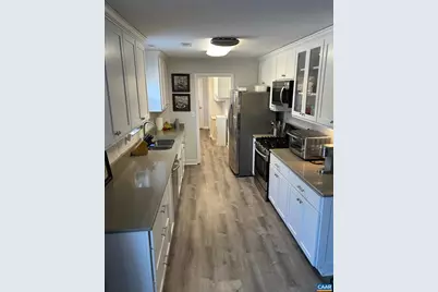 136 Goldenrod Ct, Charlottesville, VA 22902 - Photo 3