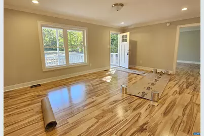 121 Sharps Creek Dr, Scottsville, VA 24590 - Photo 3