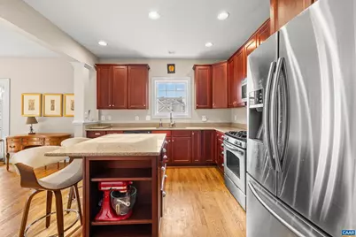 821 Cole St, Charlottesville, VA 22901 - Photo 11