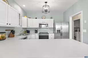 1110 Highlands Dr, Charlottesville, VA 22901 - Photo 15