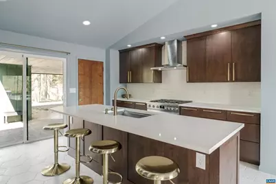 5 Vincennes Ct, Charlottesville, VA 22911 - Photo 11