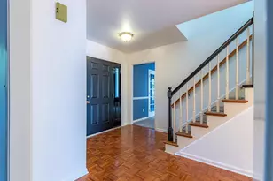 1381 Gristmill Dr, Charlottesville, VA 22902 - Photo 5