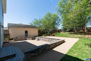 417 9th St, Charlottesville, VA 22903 - Photo 27