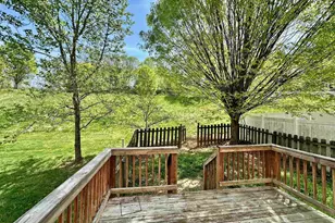 2140 Saranac Ct, Charlottesville, VA 22911 - Photo 9