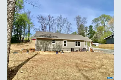 108 Bollingbrook Dr, Charlottesville, VA 22911 - Photo 3