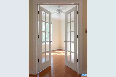908 Swan Ridge Rd, Charlottesville, VA 22903 - Photo 5