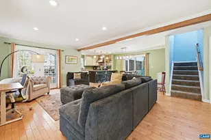 1009 Stonewood Dr, Charlottesville, VA 22911 - Photo 3