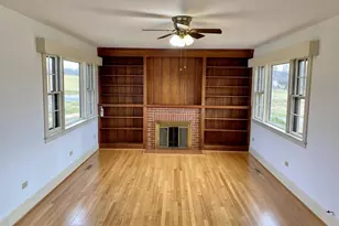 119 Tanbark Dr, Afton, VA 22920 - Photo 3