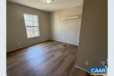 319 Ivy Rd, Howardsville, VA 24562 - Photo 7