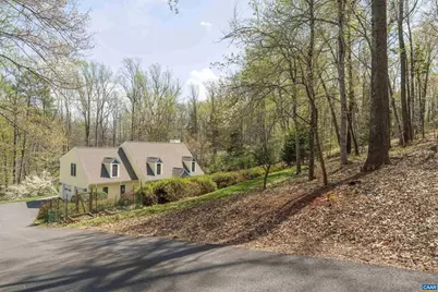 2700 Willow Oak Cir, Charlottesville, VA 22901 - Photo 3