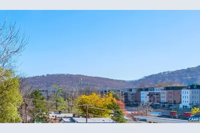 210 NE 10th St #103, Charlottesville, VA 22902 - Photo 15