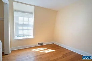 2401 Fontaine Ave, Charlottesville, VA 22903 - Photo 9
