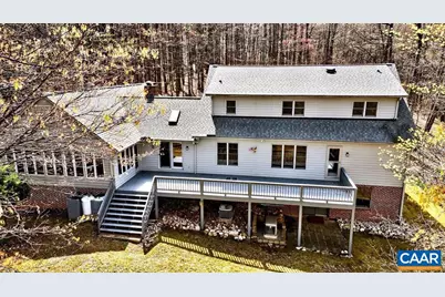 472 Horseshoe Mountain Rd, Roseland, VA 22967 - Photo 1