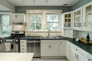 2425 Jefferson Park Ave, Charlottesville, VA 22903 - Photo 19