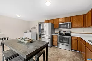 919 Stonehenge Rd, Charlottesville, VA 22901 - Photo 7