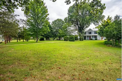 260 N Main St, Amherst, VA 24521 - Photo 39