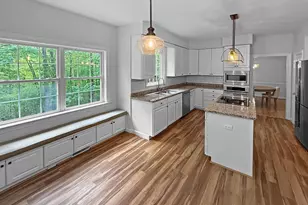 824 King William Dr, Charlottesville, VA 22901 - Photo 5