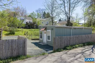 1403 Burgess Ln, Charlottesville, VA 22902 - Photo 23