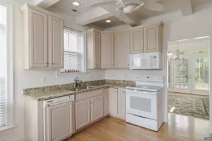 5527 Stonegate Ln, Crozet, VA 22932 - Photo 11