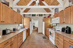 5357 Turkey Sag Rd, Keswick, VA 22947 - Photo 13