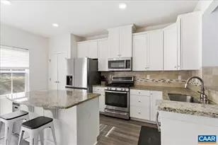2054 BethPage Ct, Charlottesville, VA 22901 - Photo 11