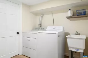 2720 Jefferson Park Ave, Charlottesville, VA 22903 - Photo 33