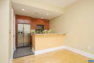 1001 E Market St, Charlottesville, VA 22902 - Photo 9