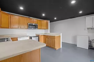 2947 Merrie Meadows Ln, Keswick, VA 22947 - Photo 59