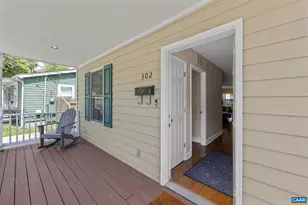 302 NW 11th St, Charlottesville, VA 22903 - Photo 7