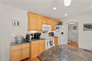 10129 Spring Dr, Gordonsville, VA 22942 - Photo 21