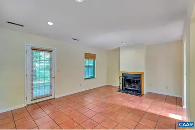 718 Exton Ct, Charlottesville, VA 22901 - Photo 5