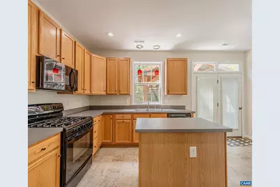 3244 Timberwood Pkwy, Charlottesville, VA 22911 - Photo 11