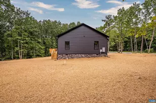 594 Community Rd, Dillwyn, VA 23936 - Photo 43