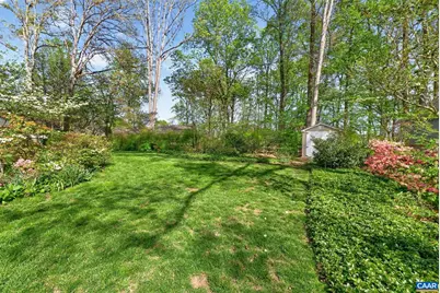2409 Kerry Ln, Charlottesville, VA 22901 - Photo 11