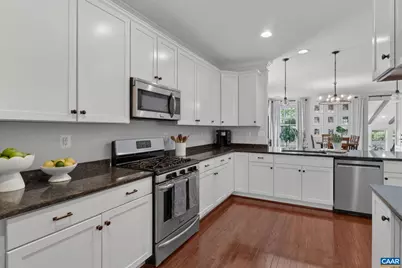 2825 Shannon Glen Ct, Earlysville, VA 22936 - Photo 9