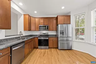 108 Melbourne Park, Charlottesville, VA 22901 - Photo 5