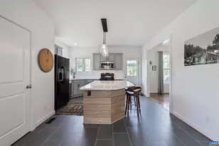 1021 Ridge St, Charlottesville, VA 22902 - Photo 15