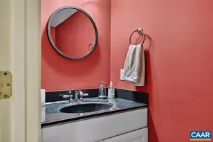 1300 W Leigh Dr, Charlottesville, VA 22901 - Photo 11
