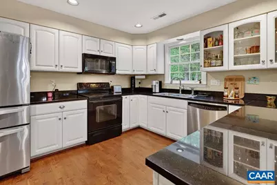 1300 West Leigh Dr, Charlottesville, VA 22901 - Photo 15