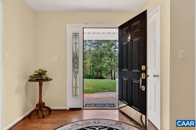 1300 West Leigh Dr, Charlottesville, VA 22901 - Photo 5