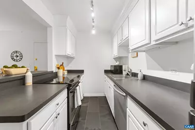 1800 Jefferson Park Ave #86, Charlottesville, VA 22903 - Photo 9