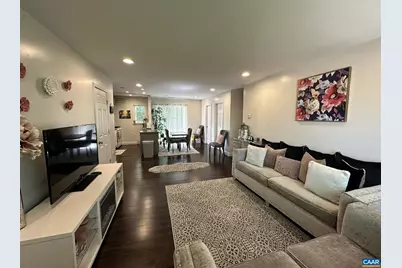 2412 Barracks Pl #3, Charlottesville, VA 22901 - Photo 3