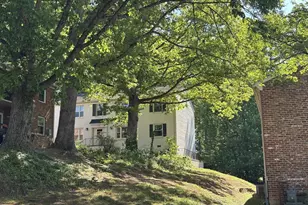 2412 Barracks Pl, Charlottesville, VA 22901 - Photo 11